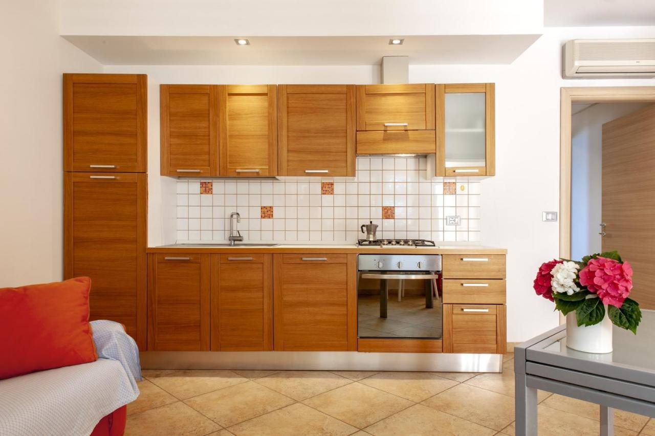 Residence Villa Lo Scoglietto サン·ヴィンチェンツォ エクステリア 写真