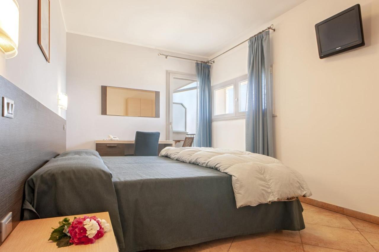 Residence Villa Lo Scoglietto サン·ヴィンチェンツォ エクステリア 写真